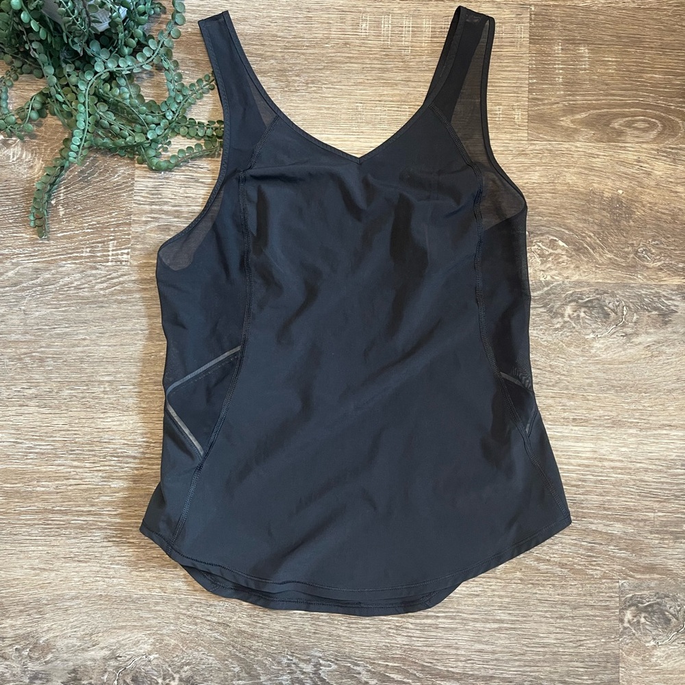 Black Sleeveless Lululemon Top